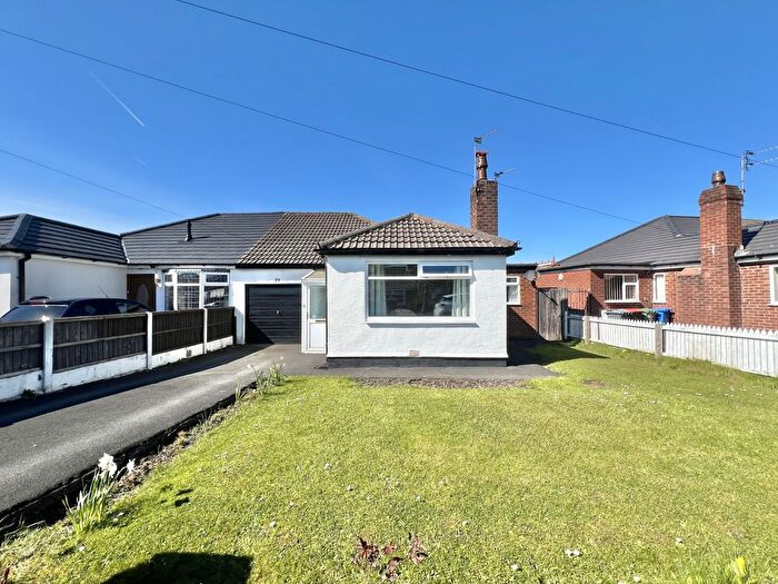 2 Bedroom Bungalow For Sale In Pinewood Avenue, Thornton, FY5
