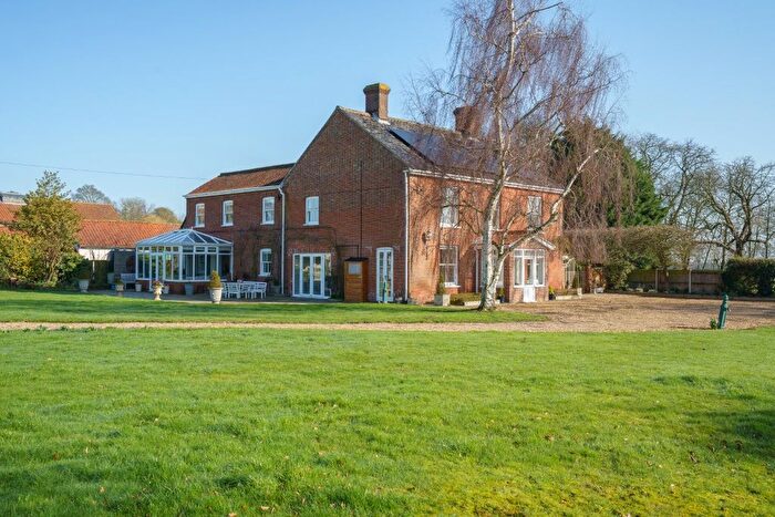 6 Bedroom Farmhouse For Sale In Whipps Lane, Fundenhall, Norwich, NR16