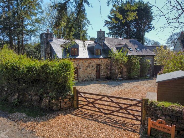 4 Bedroom Barn Conversion For Sale In Liskeard Road, Callington, PL17