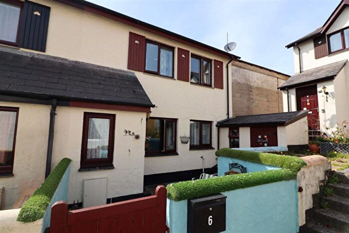 2 Bedroom End Of Terrace House For Sale In Old Inn, Well Street, Torrington, EX38