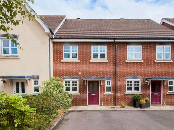 3 Bedroom Terraced House To Rent In Little Court, Grove, Wantage, OX12