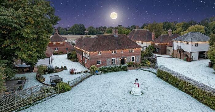 5 Bedroom Detached House For Sale In Upper Street, Hollingbourne, ME17