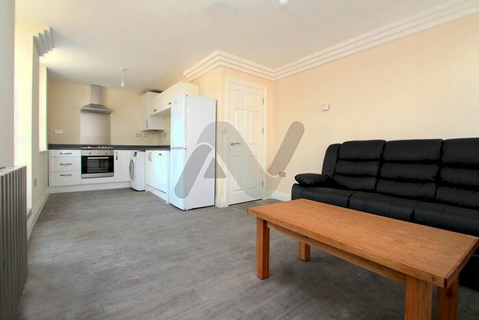 1 Bedroom Flat To Rent In Blackstock Road, London, N4