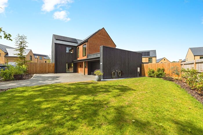 4 Bedroom Detached House For Sale In Station Road, Pluckley, Ashford, TN27