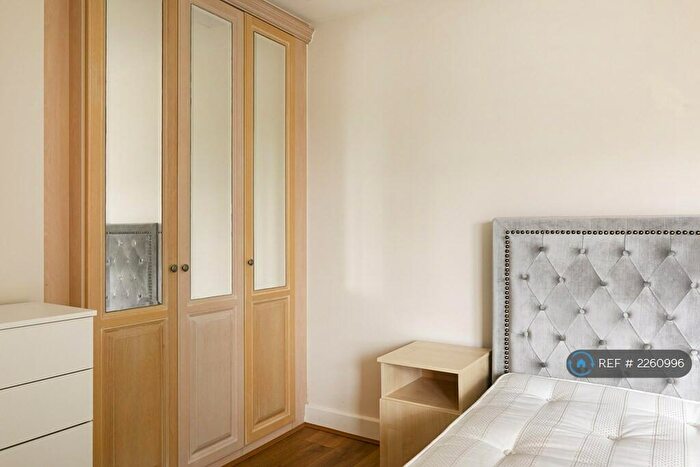1 Bedroom Flat To Rent In Susan Constant Court, London, E14