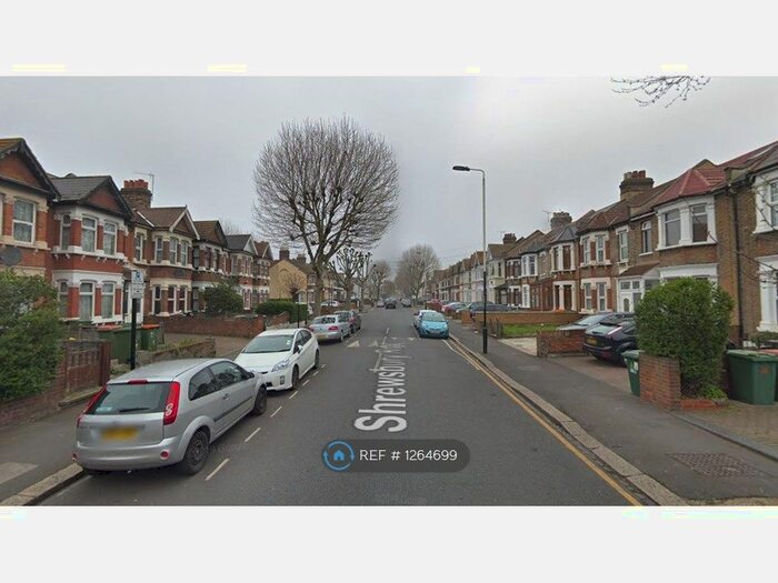 2 Bedroom Flat To Rent In Shrewsbury Road, London E7