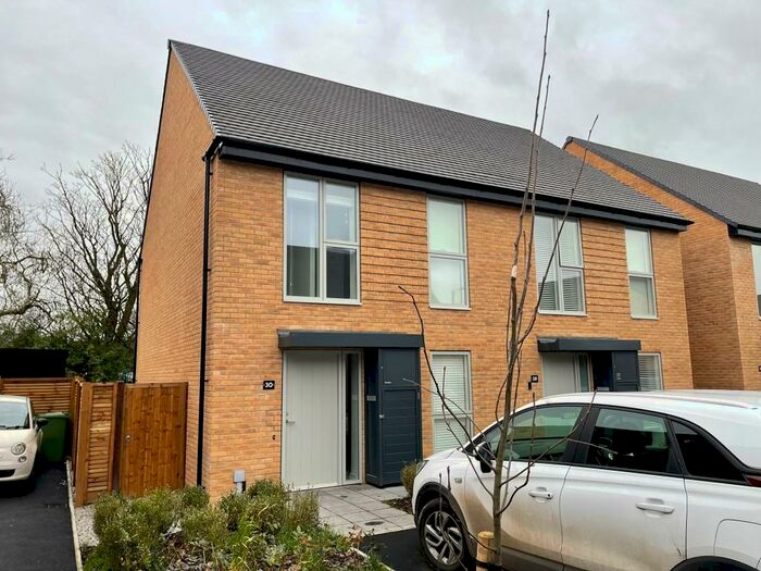 3 Bedroom Semi-Detached House To Rent In Winterbourne Drive, Bolton, Greater Manchester, BL5