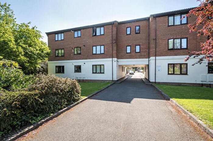 1 Bedroom Flat For Sale In Leicester Road, Gainsborough Court Leicester Road, EN5