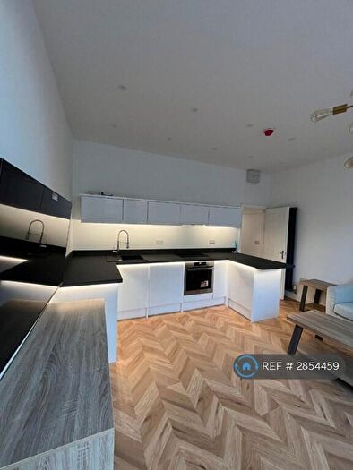 2 Bedroom Flat To Rent In Walliscote Road, Weston-Super-Mare, BS23