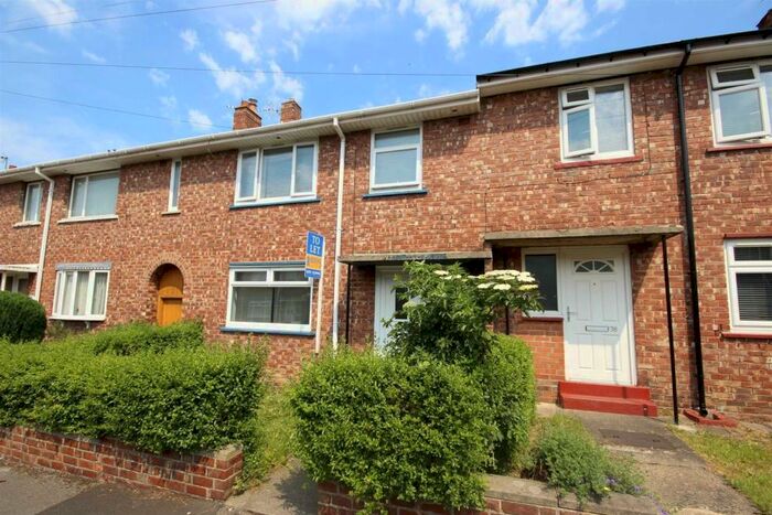 3 Bedroom Terraced House To Rent In Wakenshaw Road, Gilesgate, DH1