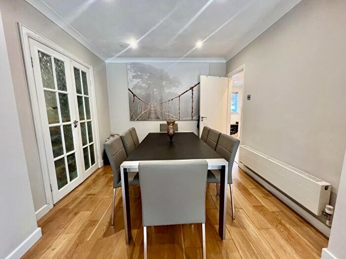 6 Bedroom Detached House To Rent In Albury Drive, Pinner, HA5