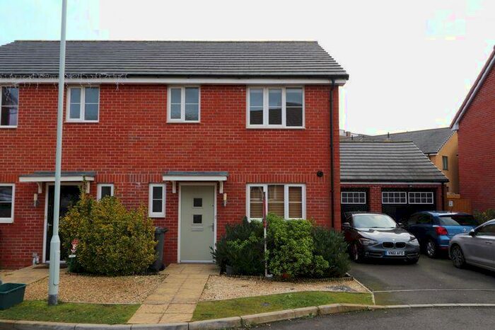 3 Bedroom Semi-Detached House To Rent In Acorn Way, Gloucester, GL2