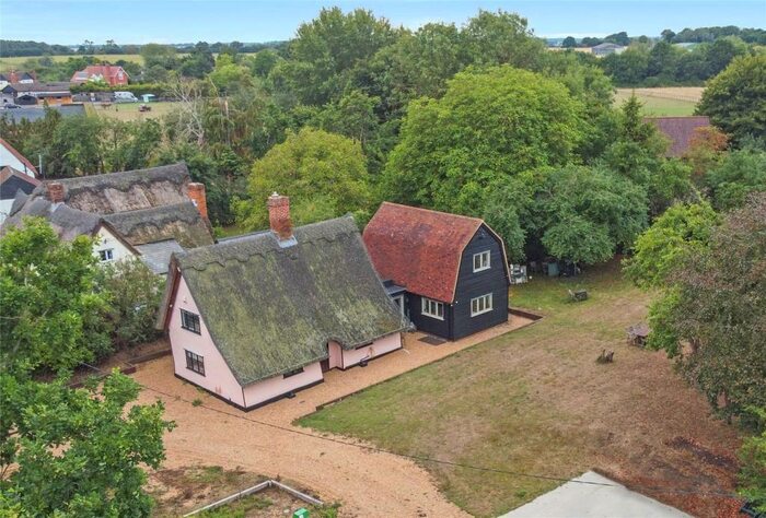 4 Bedroom Detached House For Sale In Brick Kiln Green, Blackmore End, Braintree, Essex, CM7