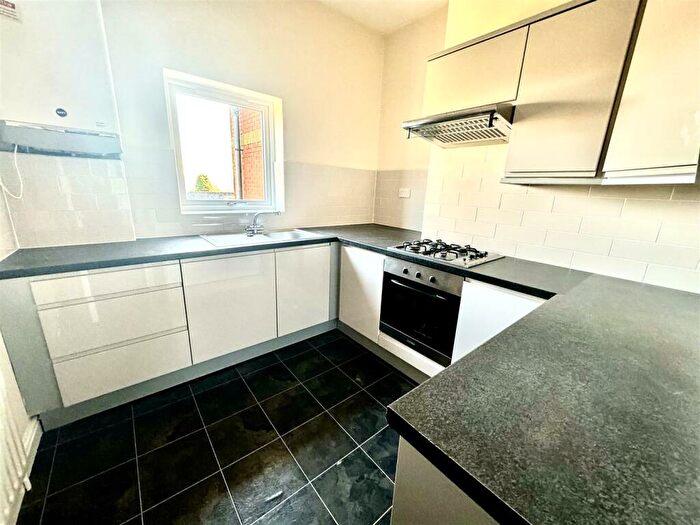 4 Bedroom Apartment To Rent In Glossop Road, Sheffield, S10