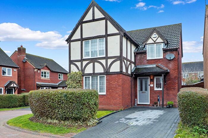 4 Bedroom Detached House For Sale In Talavera Road, Norton, Worcester., WR5