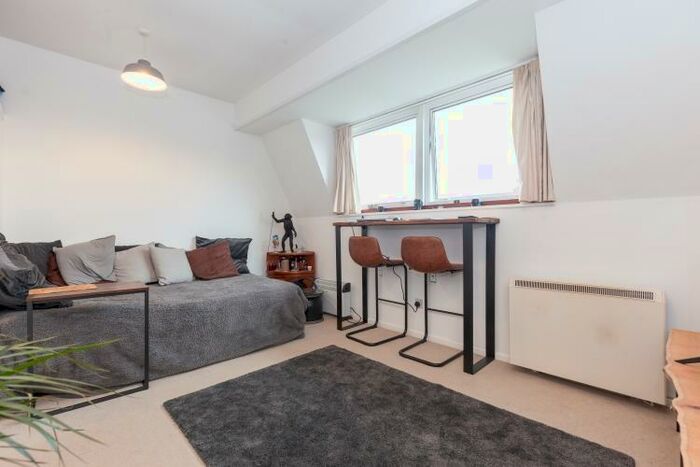 1 Bedroom Apartment To Rent In Walton Street, Oxford, OX2