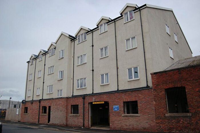 3 Bedroom Flat To Rent In Willow Court, Willowholme Road, Carlisle, CA2