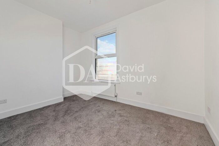 2 Bedroom Flat To Rent In Coleridge Road, Crouch End, London, N8