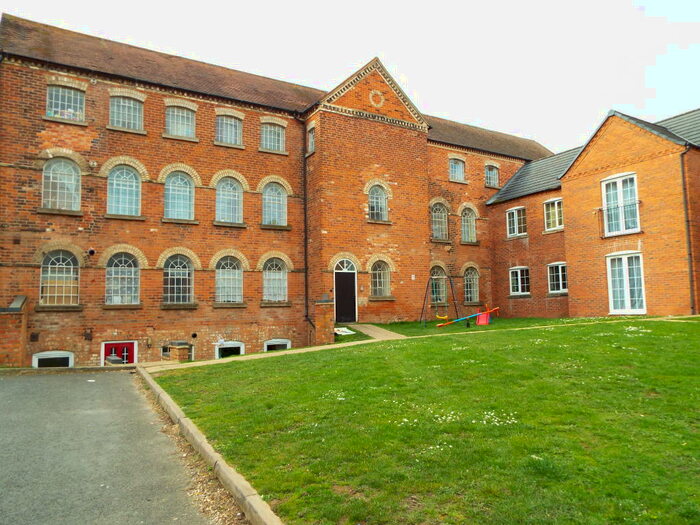 2 Bedroom Flat To Rent In Beoley Road West, Redditch, B98