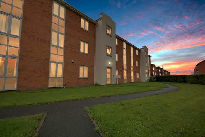 2 Bedroom Flat To Rent In Hansby Drive, Speke, L24