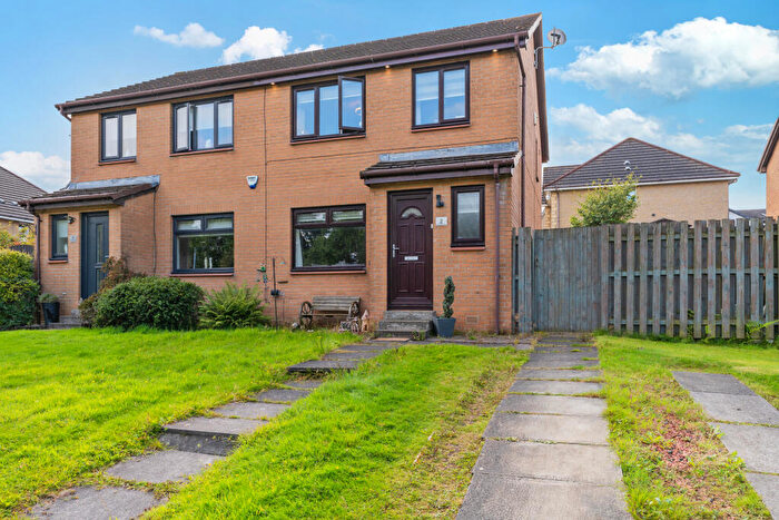 3 Bedroom Semi-Detached House For Sale In Blairdenon Drive, Balloch, Cumbernauld, North Lanarkshire, G68