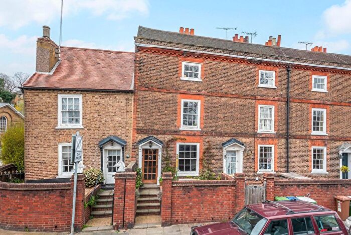 Terraced House For Sale In Bexley Lane, Crayford, Dartford, DA1