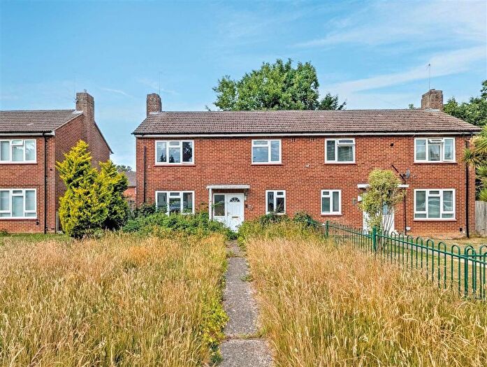 2 Bedroom Semi-Detached House For Sale In Hurricane Road, West Malling, ME19