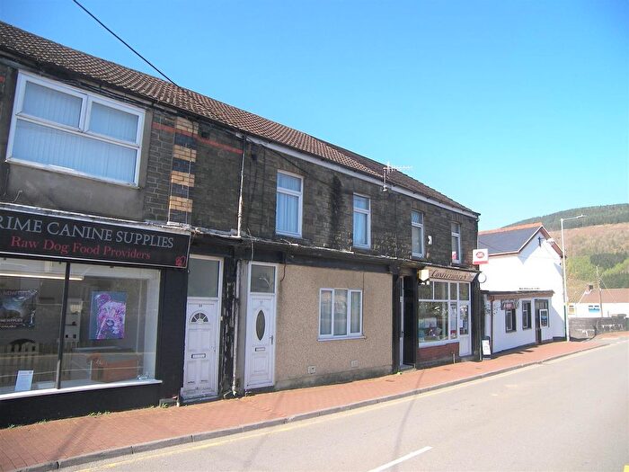 2 Bedroom Maisonette To Rent In Commercial Road, Resolven, Neath, SA11