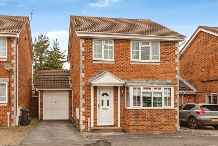 3 Bedroom Detached House For Sale In Crows Grove, Bradley Stoke, Bristol, BS32