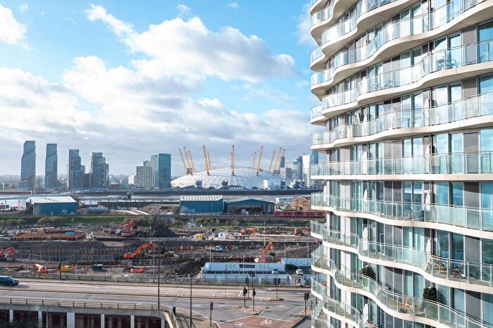 1 Bedroom Flat To Rent In Tidal Basin Way, Royal Docks, London, E16