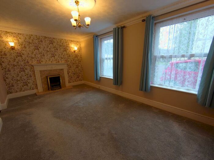 2 Bedroom Flat To Rent In Chaddlewood House, Plympton *Available With Zero Deposit Guarantee*, PL7
