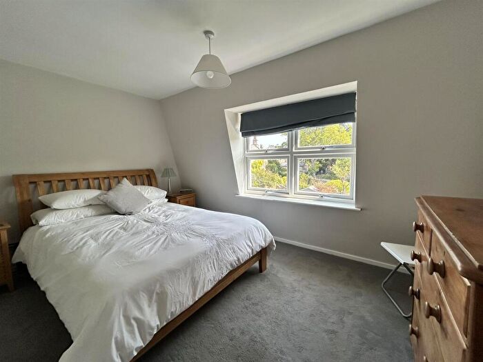 2 Bedroom Terraced House To Rent In Greendown Place, BA2