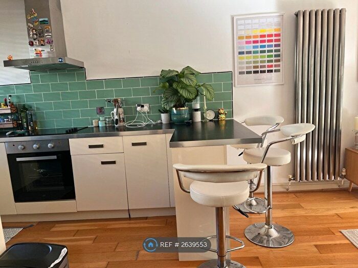 1 Bedroom Flat To Rent In Winterfold Close, London, SW19