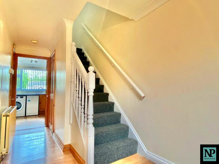 3 Bedroom Terraced House For Sale In Hamble, Tamworth, B77