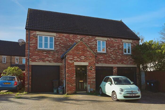 2 Bedroom Flat For Sale In Kings Drive, Stoke Gifford, Bristol, BS34