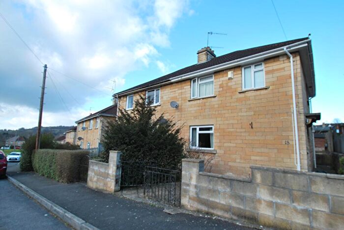 3 Bedroom House To Rent In Rudmore Park, Bath, BA1