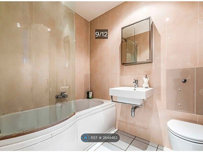 2 Bedroom Flat To Rent In Albion Road, London, N16
