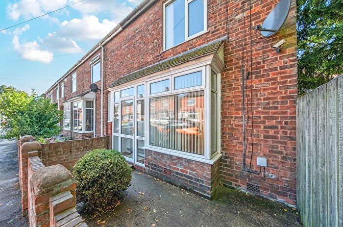 2 Bedroom End Of Terrace House For Sale In Eastgate, Hessle, HU13