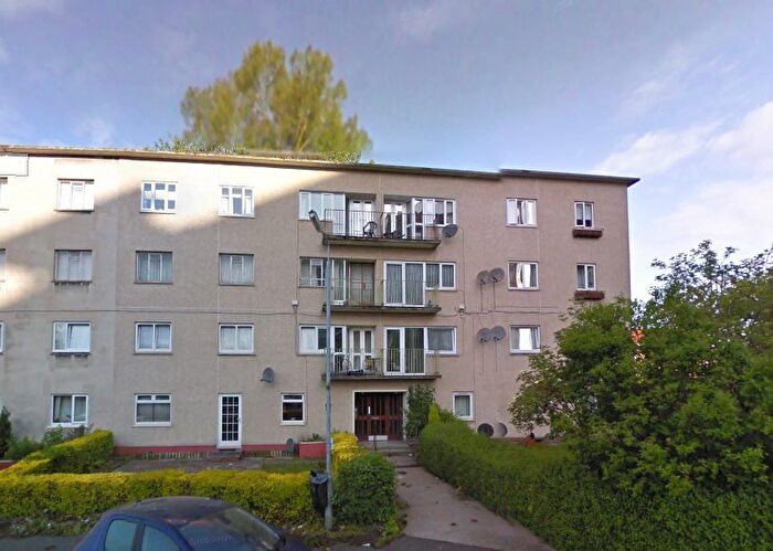 2 Bedroom Flat To Rent In Mossview Quadrant, Cardonald, Glasgow, G52
