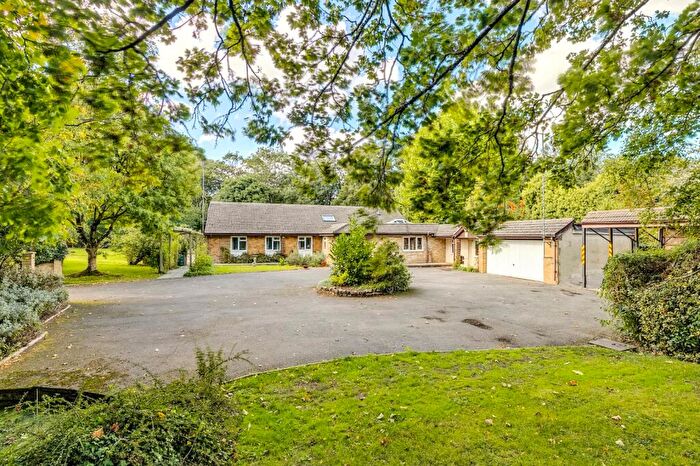 4 Bedroom Bungalow For Sale In Yeomans Drive, Aston, Stevenage, Hertfordshire, SG2