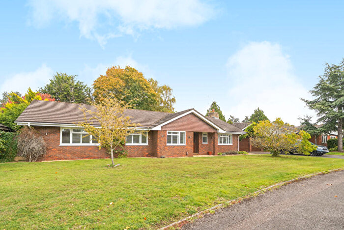 3 Bedroom Bungalow To Rent In Summerhays, Cobham, KT11