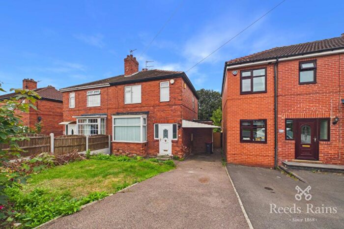 3 Bedroom Semi-Detached House For Sale In Stag Lane, Rotherham, South Yorkshire, S60