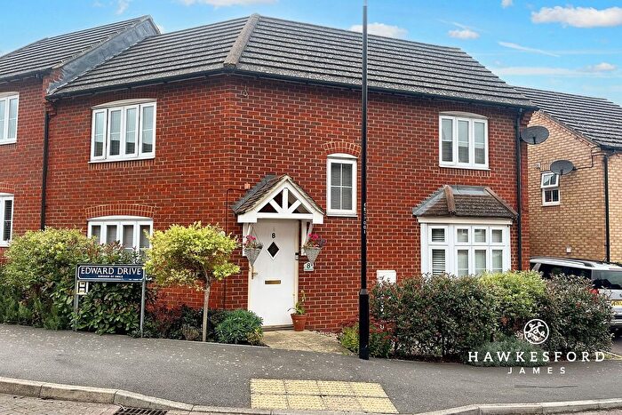 3 Bedroom Semi-Detached House For Sale In Edward Drive, Kemsley, ME10