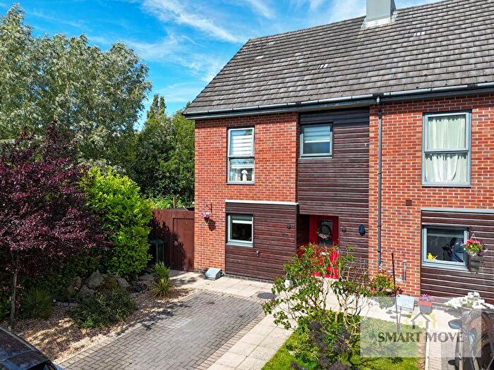 3 Bedroom End Of Terrace House For Sale In Alder Close, Hesketh Bank, Preston, PR4