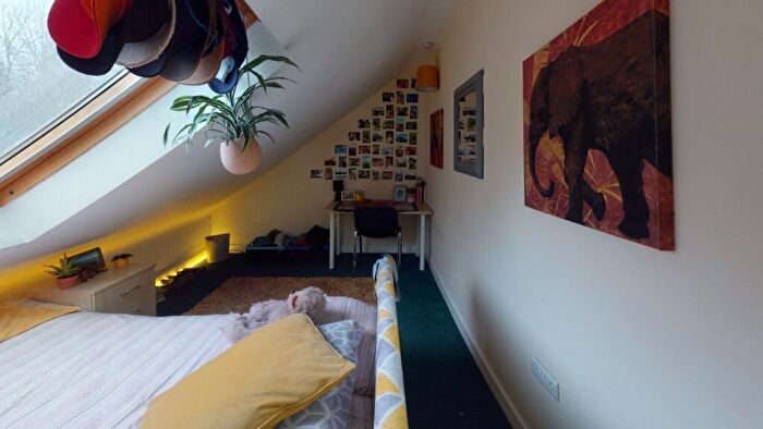 6 Bedroom House To Rent In Elm Avenue, Nottingham, NG3