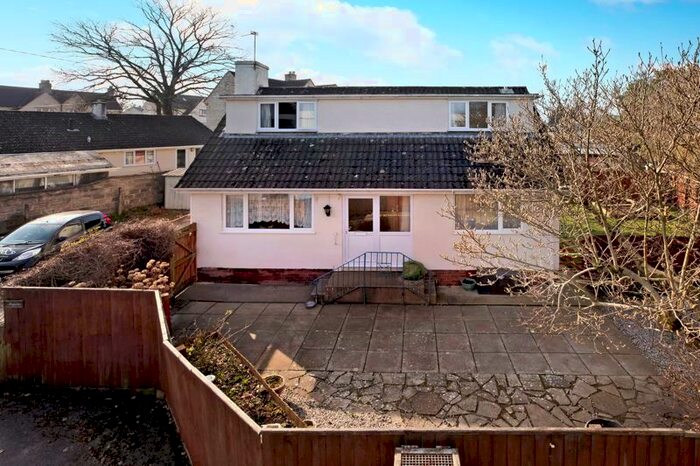 3 Bedroom Detached House For Sale In Old Newton Road, Heathfield, Newton Abbot, TQ12