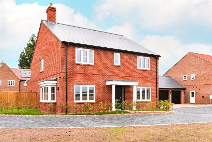 5 Bedroom Detached House For Sale In Rectory Woods, Ickford, Aylesbury, Buckinghamshire, HP18