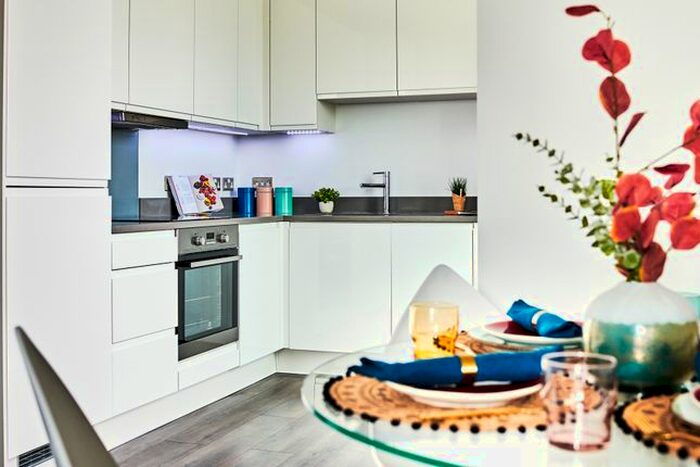 2 Bedroom Flat To Rent In Batavia Road, London, SE14