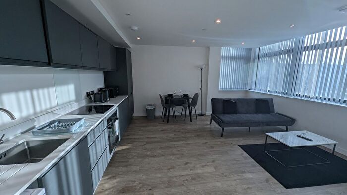 1 Bedroom Flat To Rent In Seymour Grove, Old Trafford, Manchester, M16