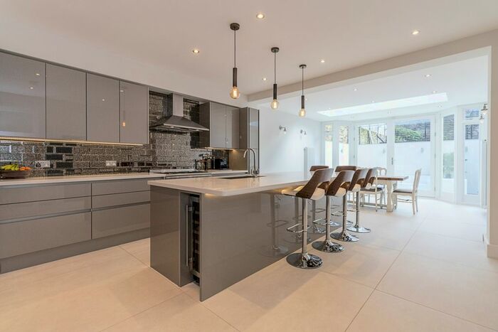 5 Bedroom Detached House To Rent In Grove Park Terrace, London, W4